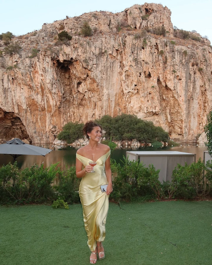 Viviana™ | Abito Maxi in Satin Senza Schiena